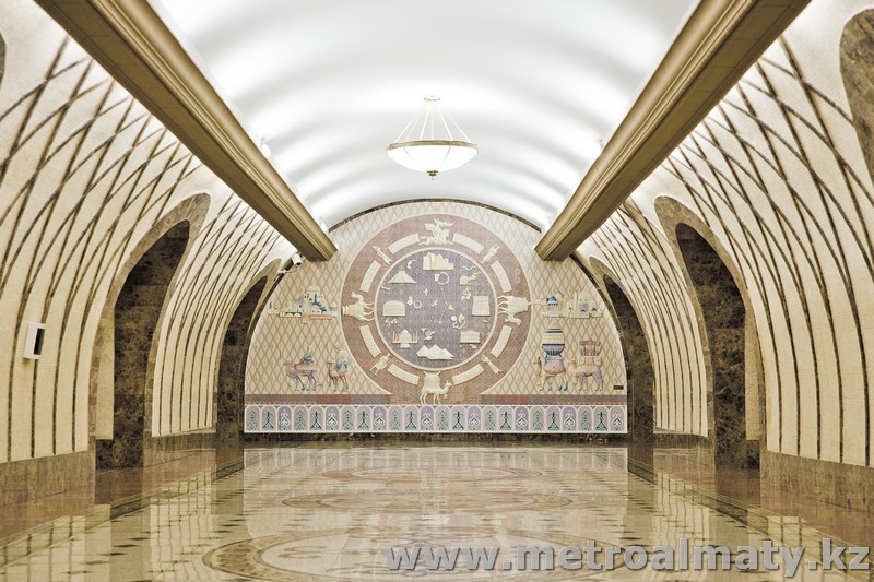 Комсомольская метро станциясының маңындағы арзан жезөкшелер